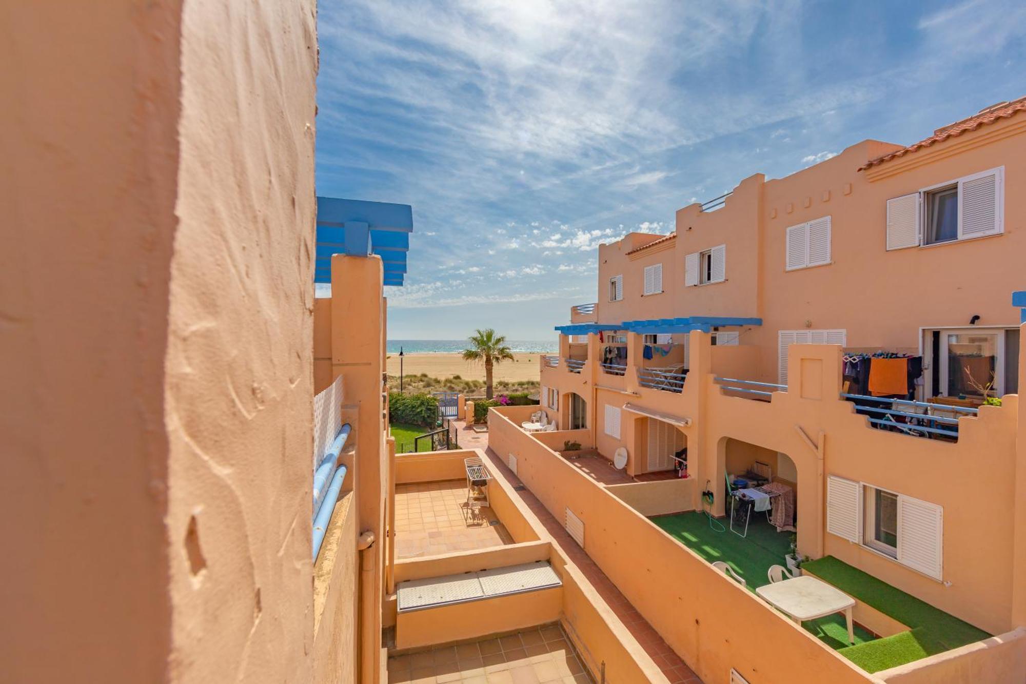 Beachfront, Pool, Terrace, Garage & Fibre Internet Tarifa Exterior photo